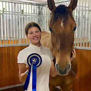 Erster Start nach 8 Monaten Turnierpause für Sophie Holeksa